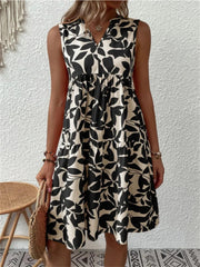A-Line Dress | Floral Print, V-Neckline 3