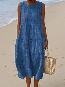 Dress | Sleeveless Design, Practical Pockets 1