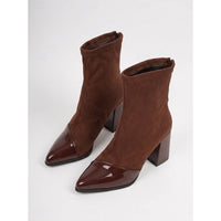 Women's cap toe chunky heel ankle boots in brown
