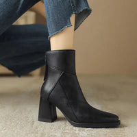 Women's pointed toe ankle boots with block heel in black