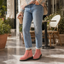 Fit of the ankle boots with cropped jeans